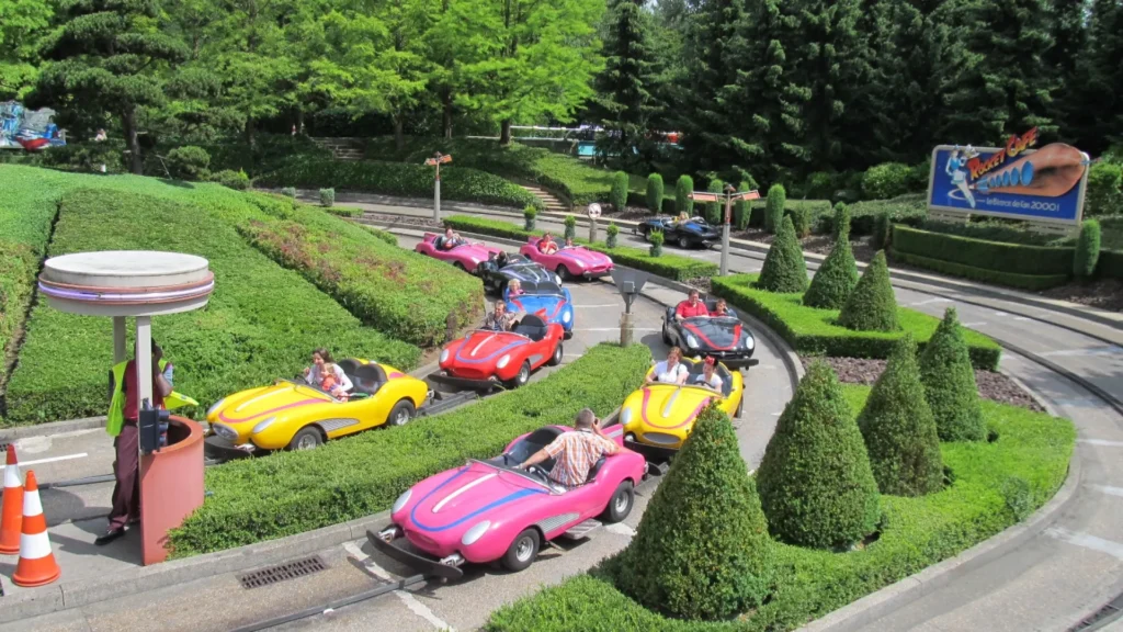 Disneyland Paris Autopia review • Disneyland Park • Discoveryland • Childhood Dreams • Autopia description.