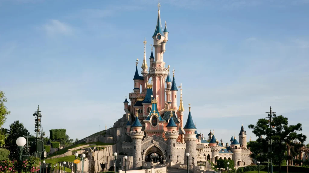 Disneyland Paris Sleeping Beauty Castle review • Disneyland Park • Childhood Dreams • Sleeping Beauty Castle description.