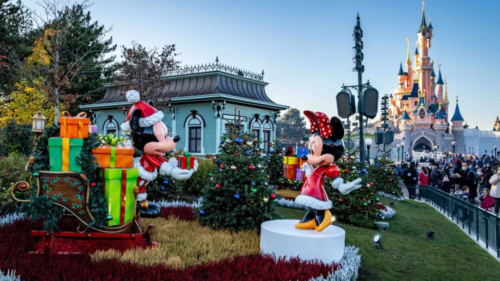 Disneyland ParisDisney Enchanted Christmas review • Guide to Christmas at Disneyland Paris • Information