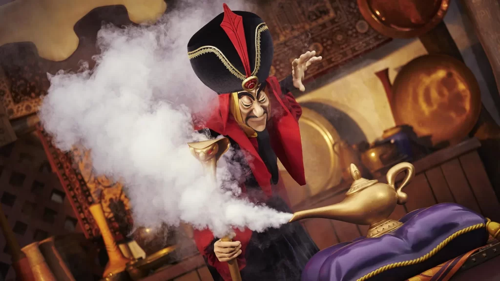 Disneyland Paris Jafar • Meet and greet with Jafar from Aladdin at Disneyland Paris • Photo with Jafar at Disneyland Paris.