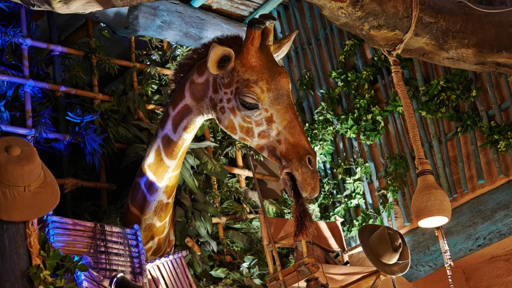 Disneyland Paris La Girafe Curieuse presents an eclectic mix of gifts