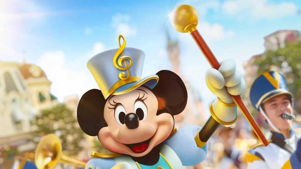Disneyland Paris Minnie’s Marching Band • Dazzles parade with lively music