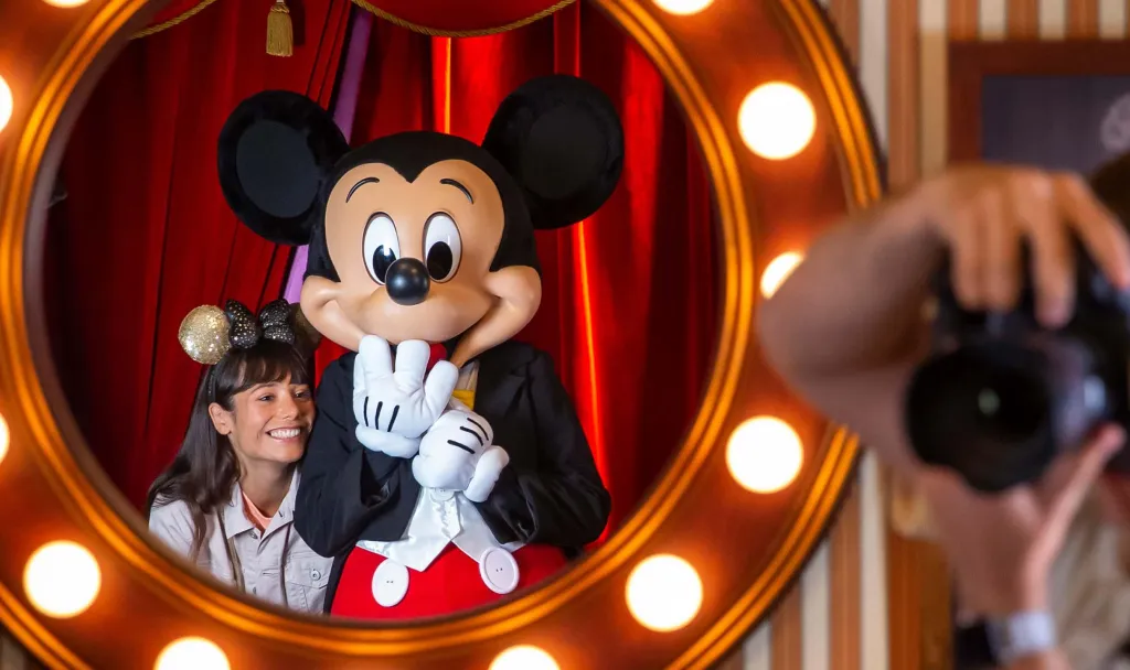 Disneyland Paris PhotoPass with Mickey Disneyland Paris PhotoPass with Mickey