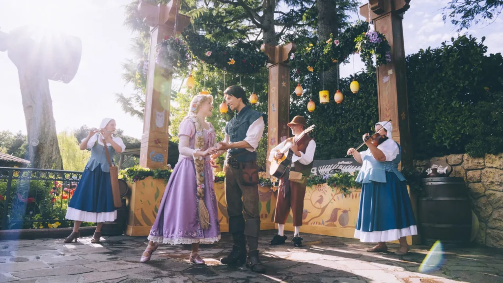 Disneyland Paris Musical Meet-up with Rapunzel and Flynn • Information about show Musical Meet-up with Rapunzel and Flynn