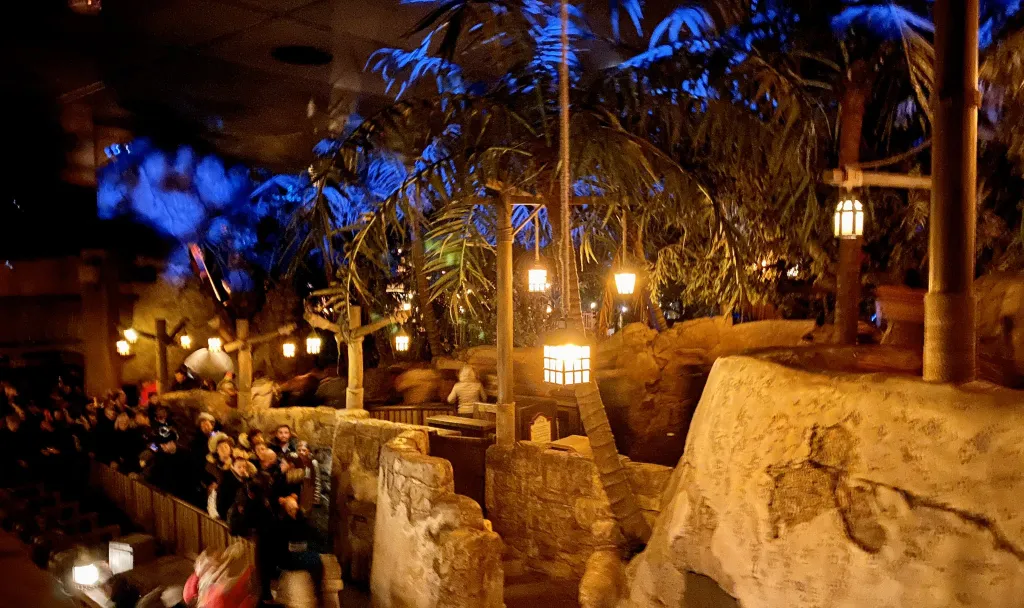 Disneyland Paris Pirates of the Caribbean queue