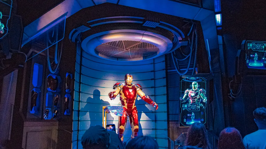 Disneyland Paris Jet through the sky with Iron Man