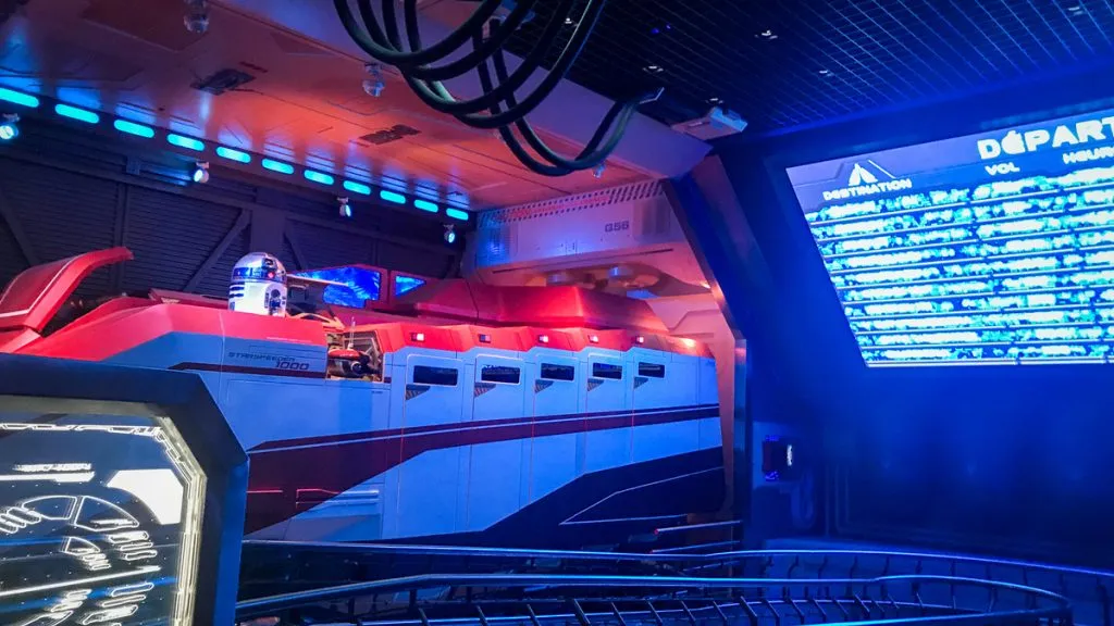Disneyland Paris Star Wars missions in motion