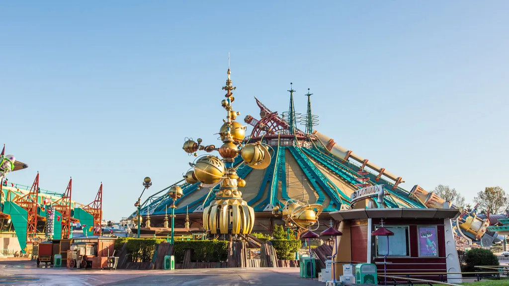 Disneyland Paris Main Square of Discoveryland