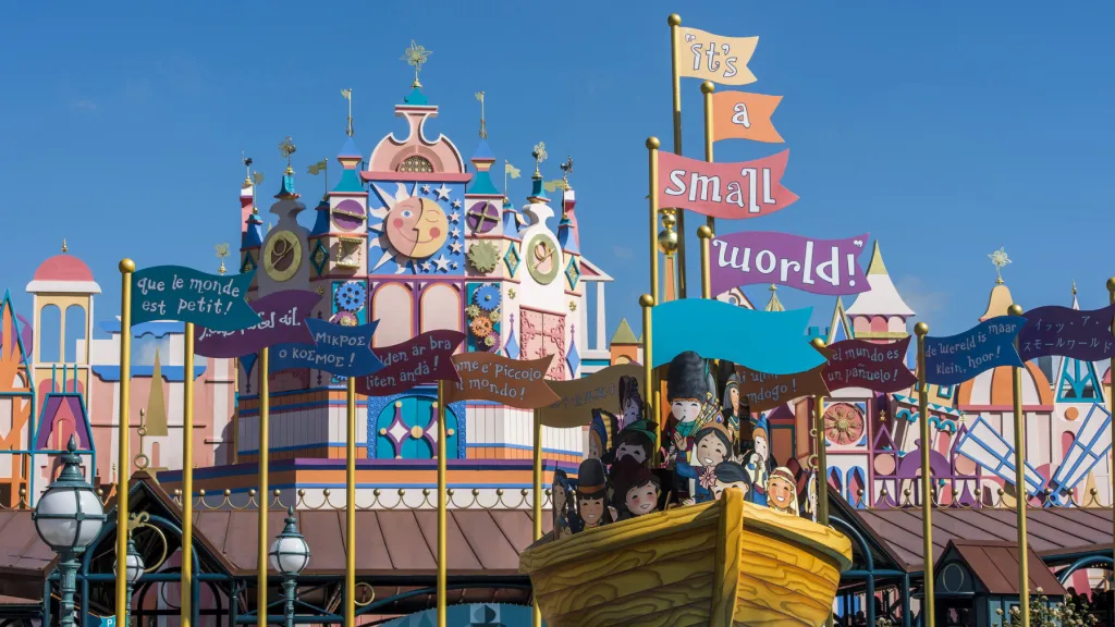 Disneyland Paris Travel the world