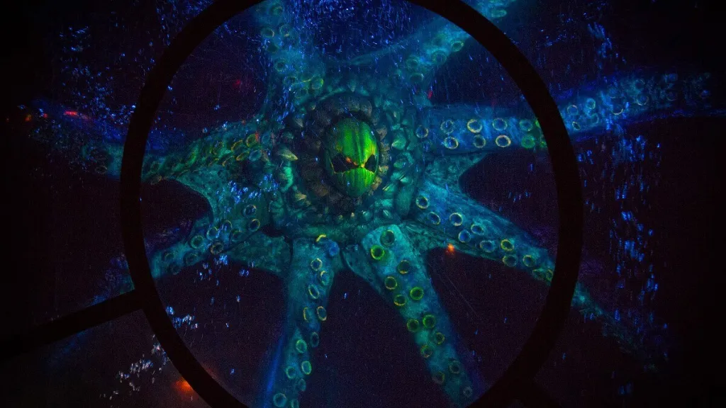 Disneyland Paris Giant squid attack on the submarine
