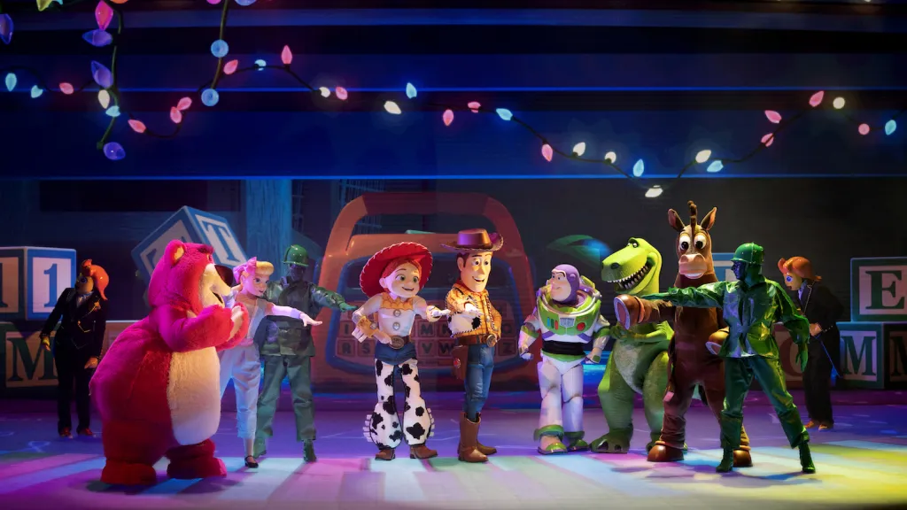 Disneyland Paris TOGETHER: a Pixar Musical Adventure show