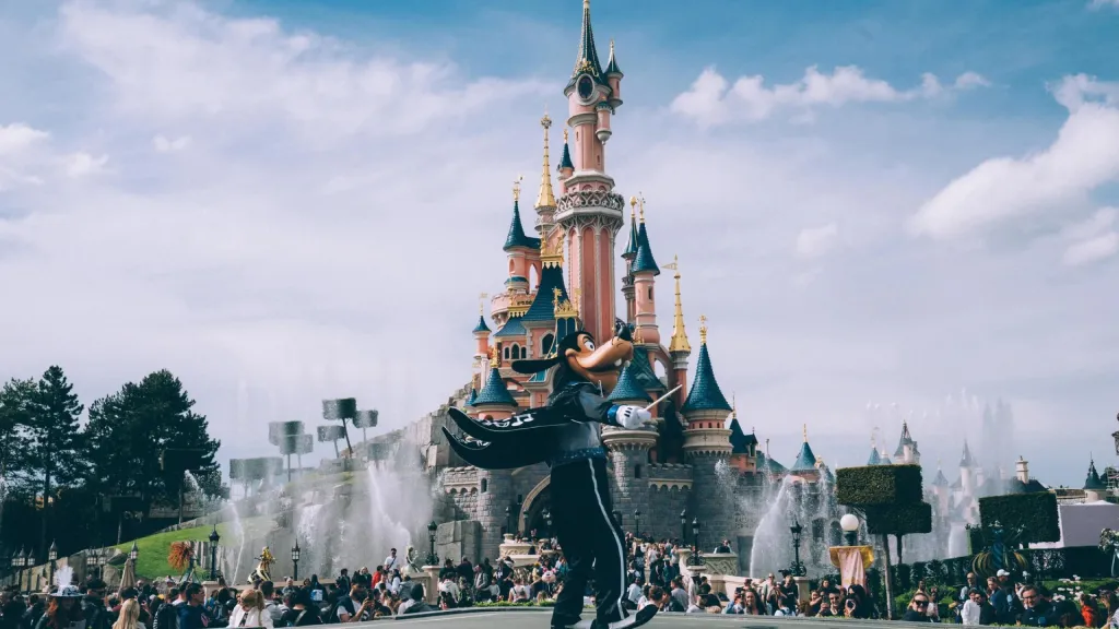 Disneyland Paris The Grand Orchestra Finale show