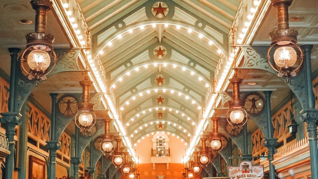 Disneyland Paris Fancy ceiling