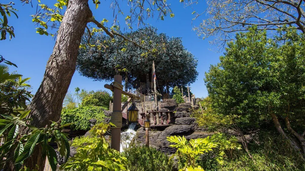 Disneyland Paris Live like Robinson Crusoe
