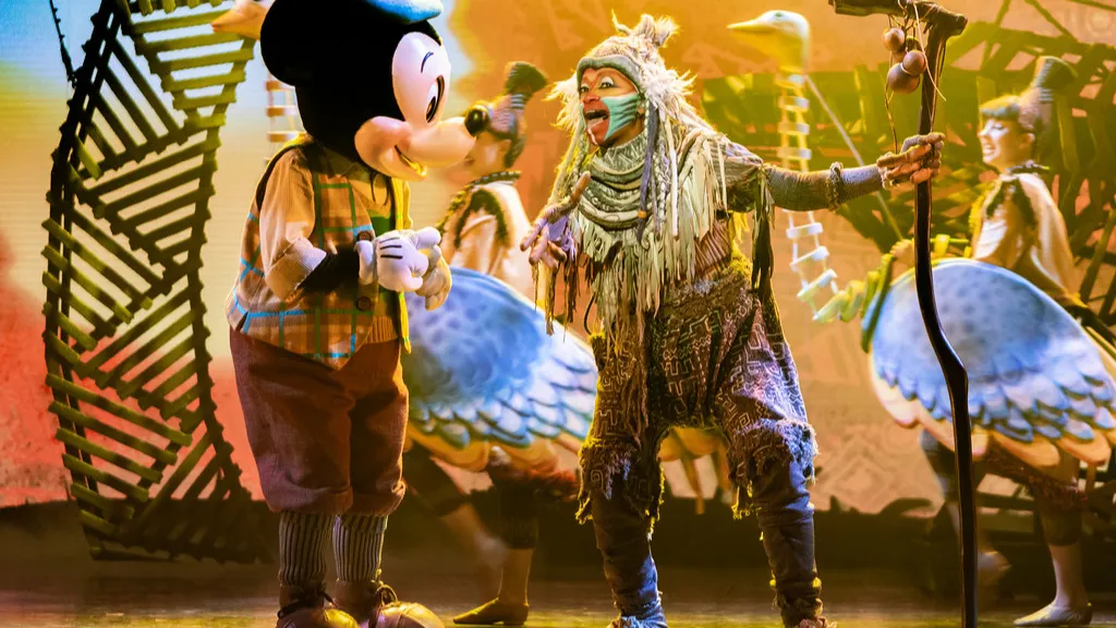 Disneyland Paris Mickey meets Rafiki